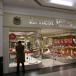 Ernest Jones (retailer) logo