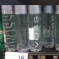 VOSS Water logo